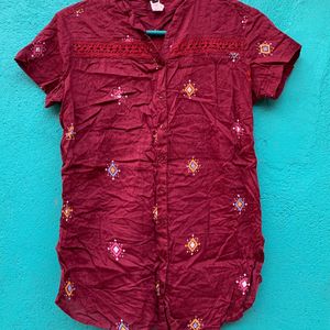 Maroon Short Sleeves Top With Bandhani Print