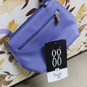 Biggit Sling Bag