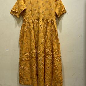 Avaasa Yellow Kurta Size S