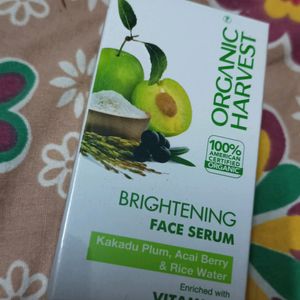 Organic Harvest Brightening Face Serum