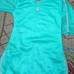 Trendy Net Kurti