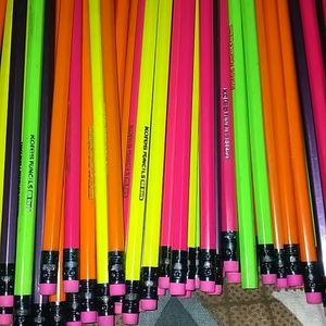 Kores 50 Pencils With Rubber