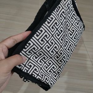 Toiletry Bag/Pouch