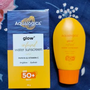 Aqualogica Glow Infused Tinted Sunscreen