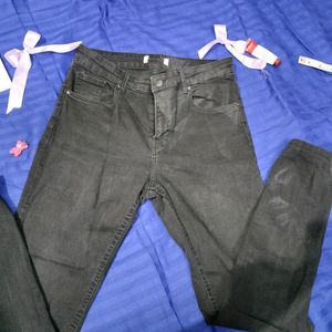 SKINNY FIT CHARCOAL BLACK JEANS