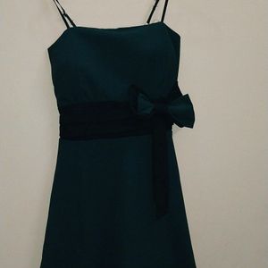 Sleeveless Dark Green Dress