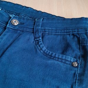 Knee cut Jeans for Women