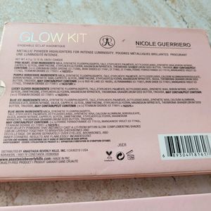 Anastasia Nicole Guerriero Glow Kit ❤️