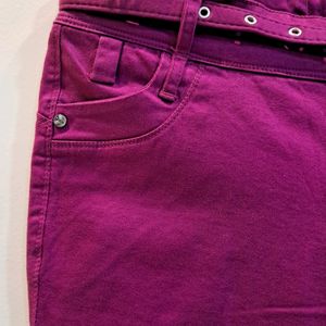 Girl's skinny purple jeans