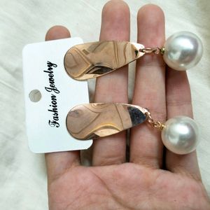 Rose Gold Pearl Drop Earrings