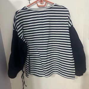 Women’s Top With Bell Sleeves