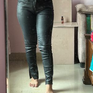 ORIGINAL ZARA low Waisted Leather Jeggings Pants