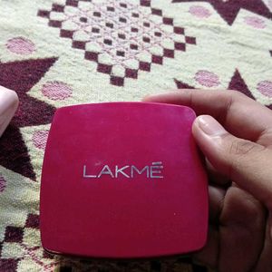 Vaseline Body Lotion And Lakme Compact