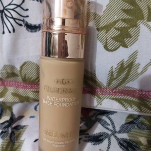 High Coverage Waterproof Base Foundation.