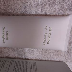 Mixsoon Centella Cleansing Foam