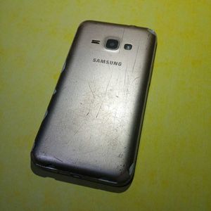 Samsung Galaxy J1 (2016)