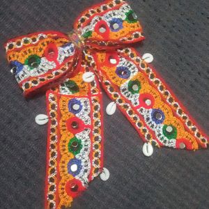 Navratri Bow Clip