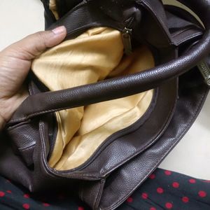 Hand Bag With All Zips Working