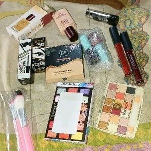 New Makeup Everything In One Kit