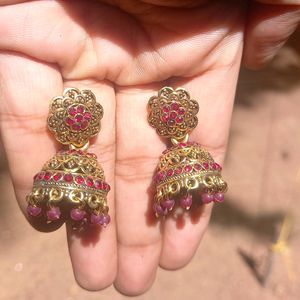 2 Set Earrings