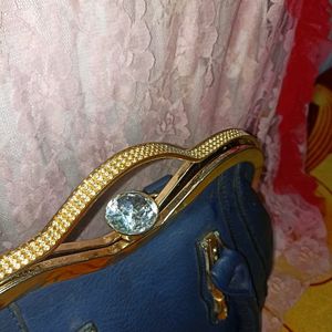 Cristal Blue Beautiful Handbag 💙