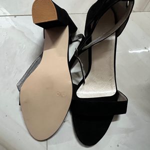 Black High Heels Fit To Feet Size  22-23 Inch