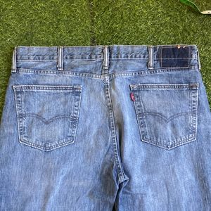 Levi’s Jeans