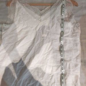 Beautiful Linen Top With Lace Detailing