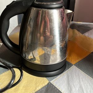 Amazon basics Electric Kettle