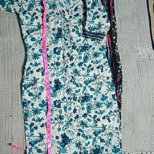 Selling Women Straight Kurti With Dupatta