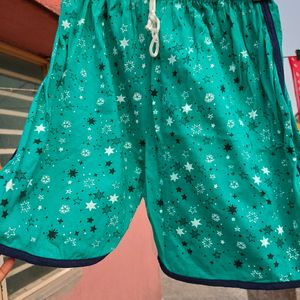 Green Shorts For Women Fits 28 - 32inch Waist.