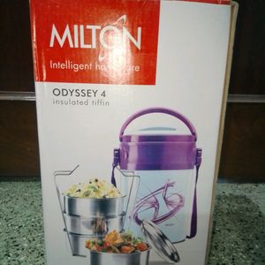 Milton Lunch Box