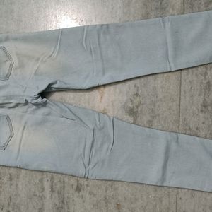 Women Fitted Jeans