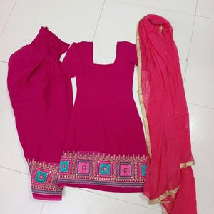 Woman Suit Salwar With Dupatta