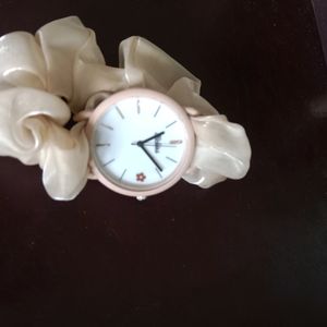 Scrunchie Watch