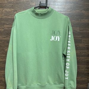 Women Green Solid Sweatshirt