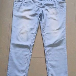 4 Button High Rise Jeans
