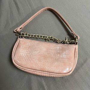 Peachy Sling Bag