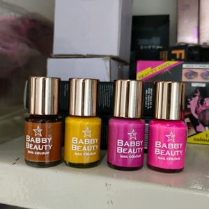 4 Piece Nail Paint