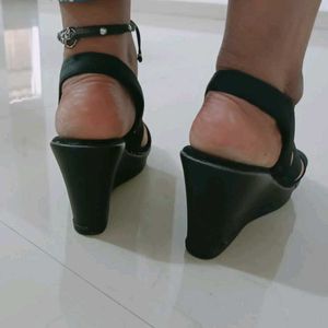 Black Heels for Women