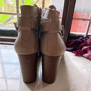 Boots Size-37