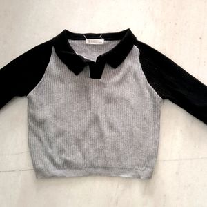 Black and grey contrasted full sleeves crop Top