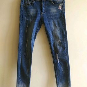 Jeans  Waist - 26  Length - 36 Beautiful Jean