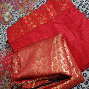 Red Saree With Blouse Piece