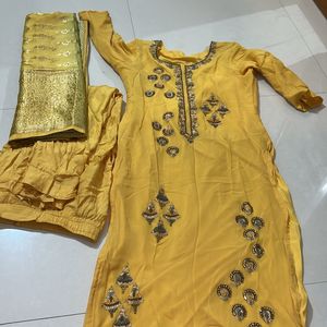 Wedding Dress With Banarasi Duppata