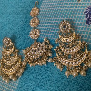 Earrings And Mangtika Set