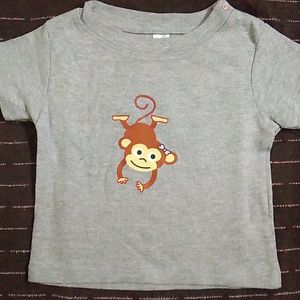 KIDS T-SHIRT EXTREMELY NEW