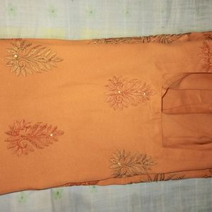 Beautiful Embroidered Kurta With Dupatta.