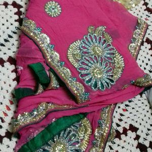 Women Beautiful New Havvy Saree Blouse Not Stich f
