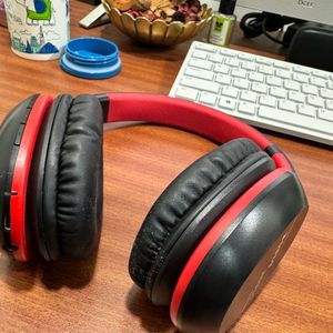 Boult Audio ProBass Wireless Headphones Black/Red